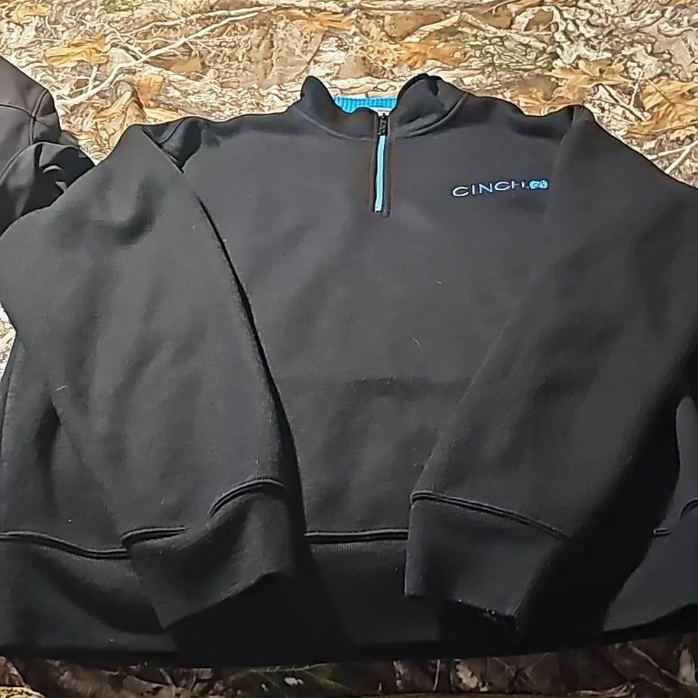 CINCH pullover - Picture 1 of 4